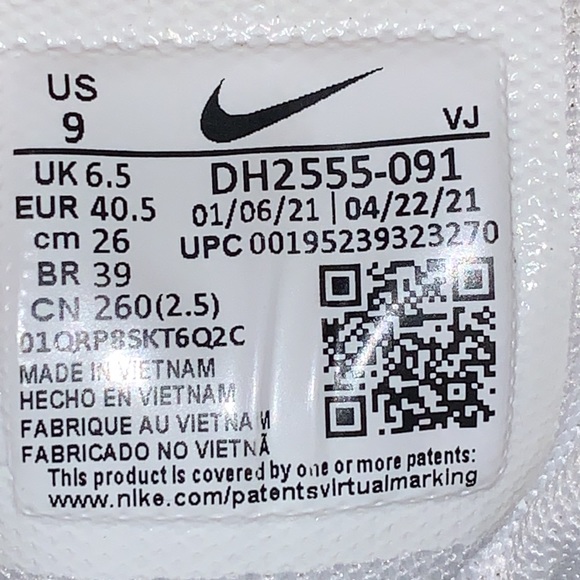Nike ZoomX Running Shoes - Picture 6 of 6